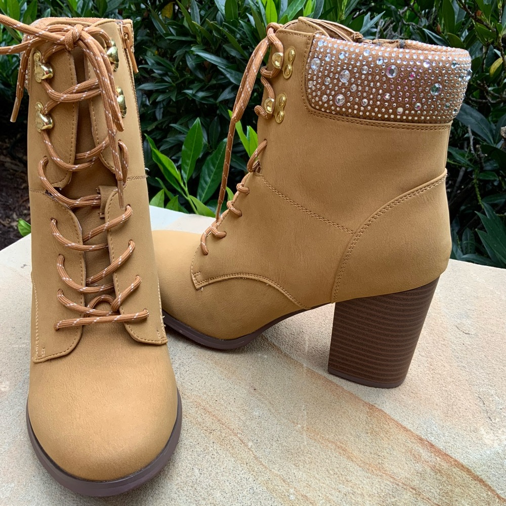 XOXO Maddie Boots